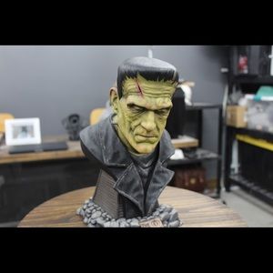 Frankenstein statue